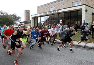 Runners in race on campus